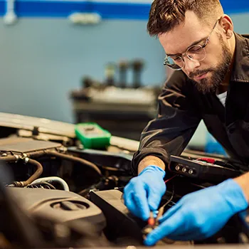 #1 Automotive Technician In Ft. Lauderdale, Pompano Beach, Wilton Manors, Lighthouse Point, and Lauderdale By The Sea – Best Prices & Service